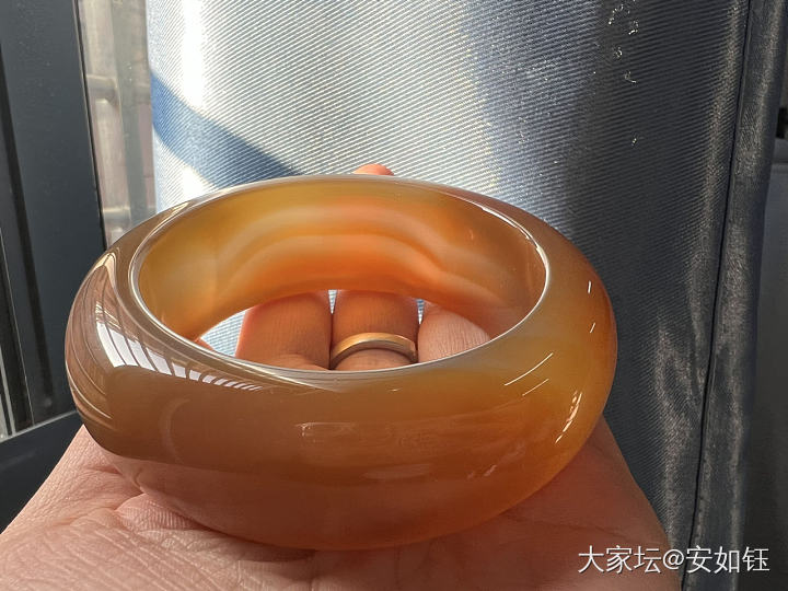蜜糖大轮胎_手镯玉髓玛瑙