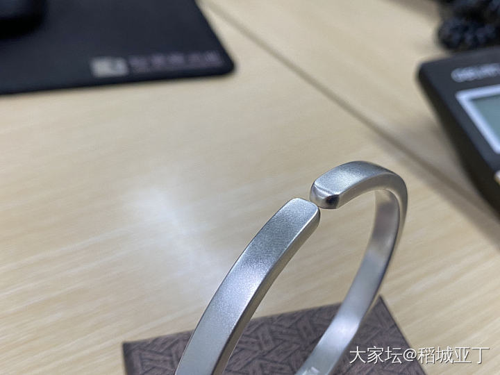 饶记的卡福银手镯_匠人手镯银