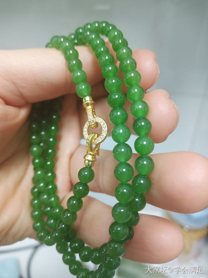 新买了一串小咪咪_碧玉珠串和田玉