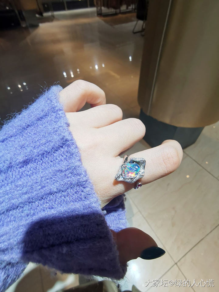 一束流动的火焰_戒指欧泊