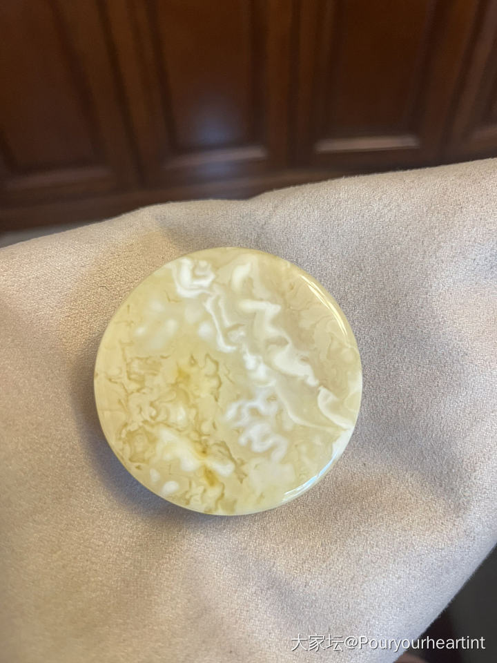 请坛友估个价_蜜蜡