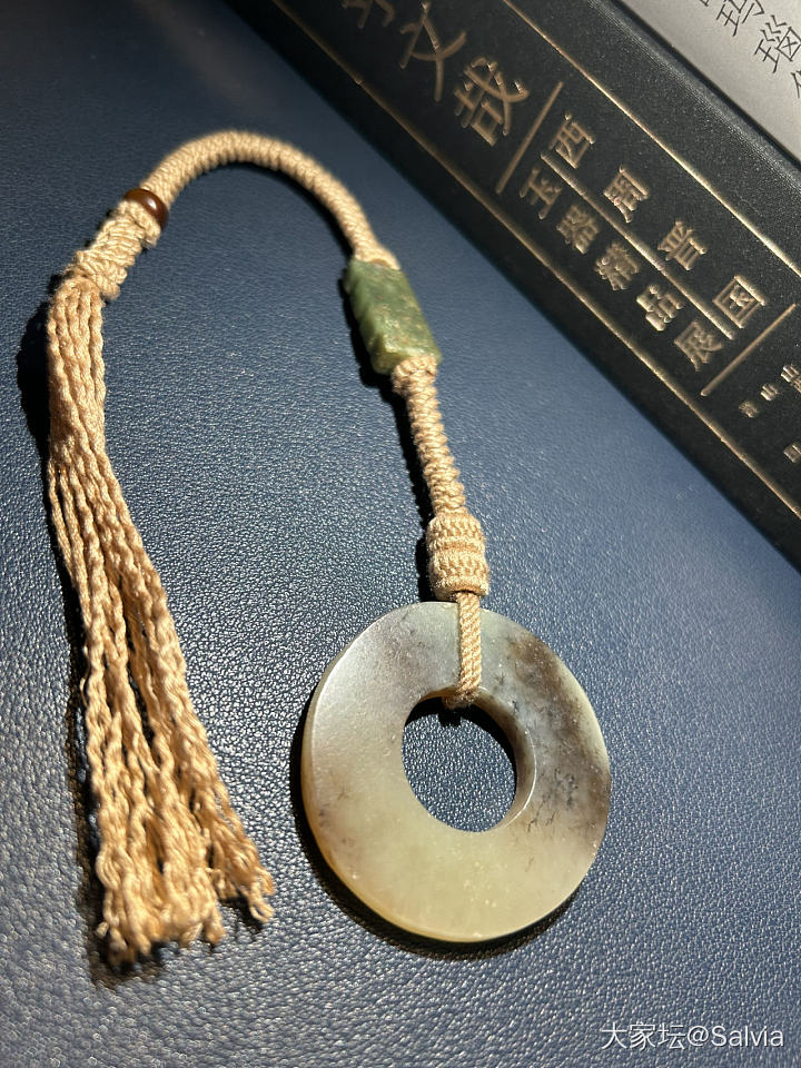 骆越文化碧玉玦_和田玉