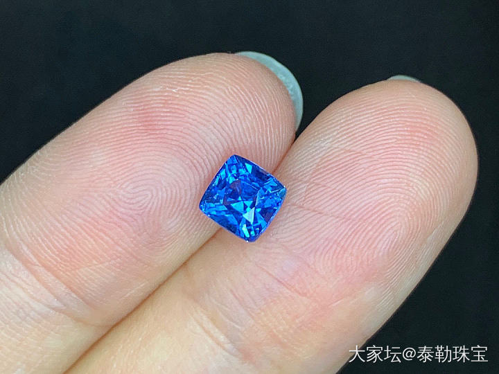 1.13ct稀有钴尖晶_尖晶石