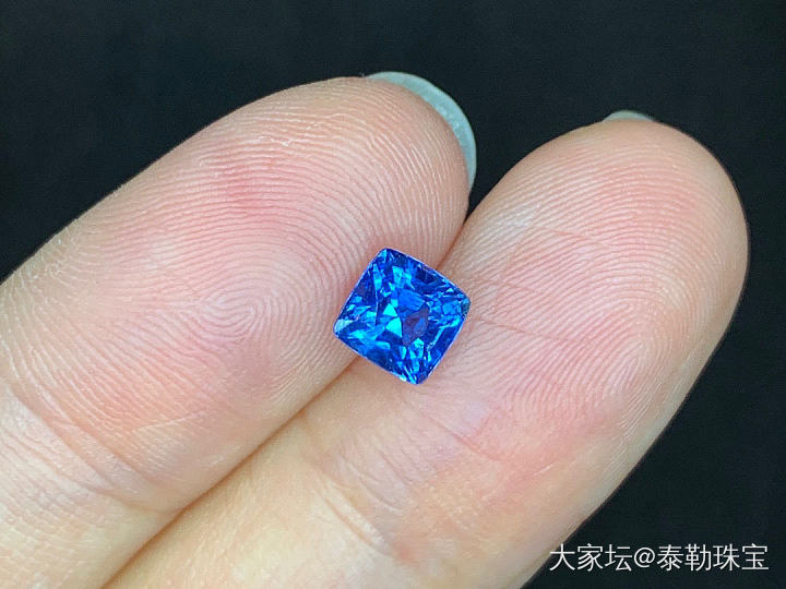 1.13ct稀有钴尖晶_尖晶石