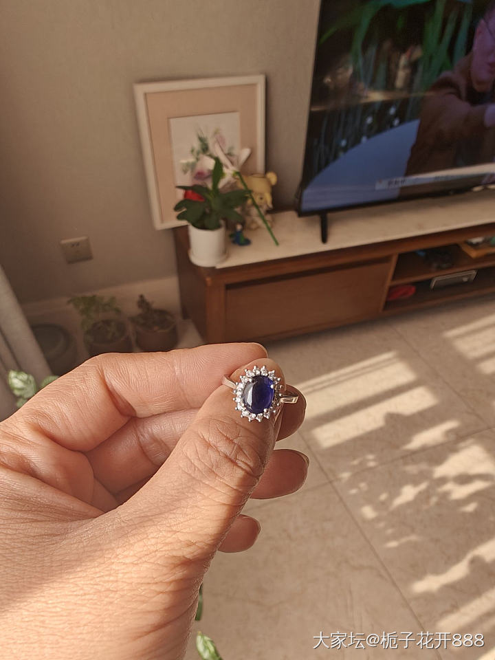 前些年镶嵌的戒指💍_戒指