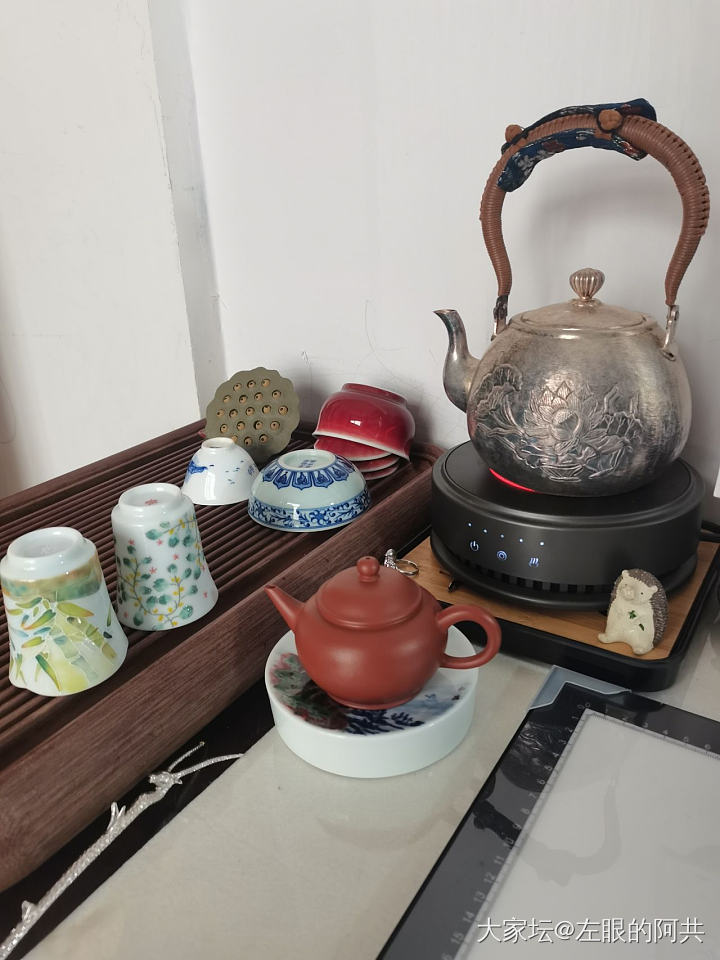 在家喝茶，用电木茶盘还是茶席？！_茶道