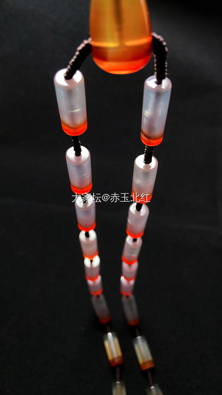 逊克北红长珠项链_玉髓玛瑙
