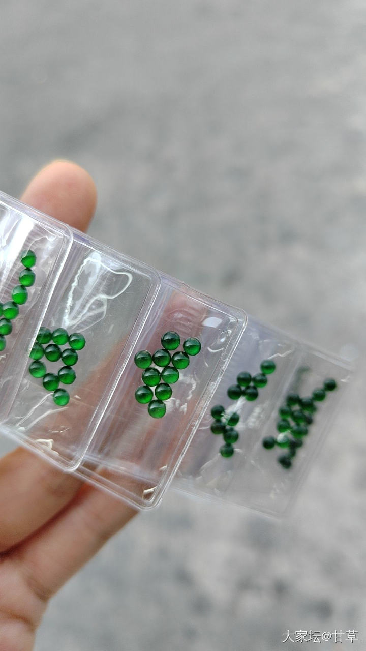 高品质的危料_珠串翡翠