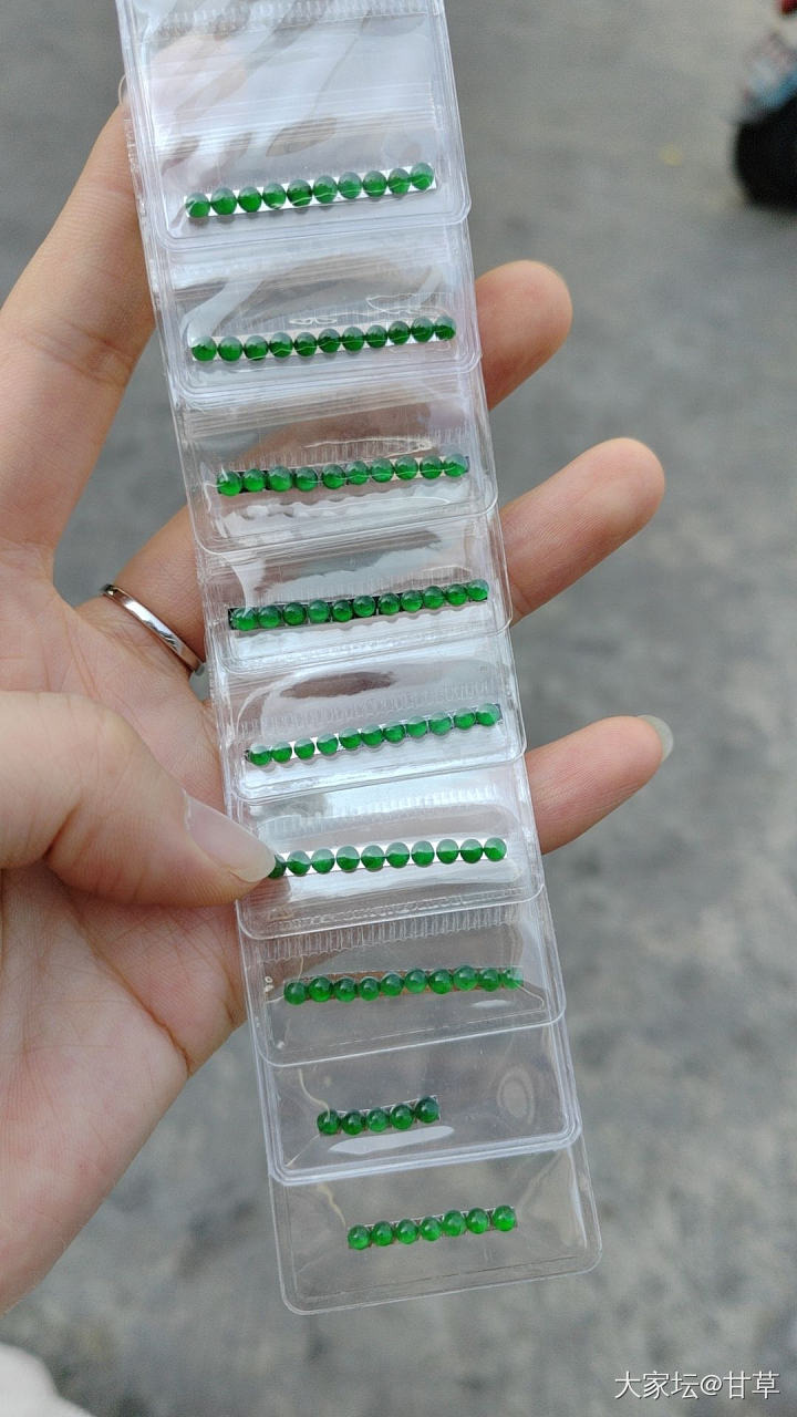 高品质的危料_珠串翡翠