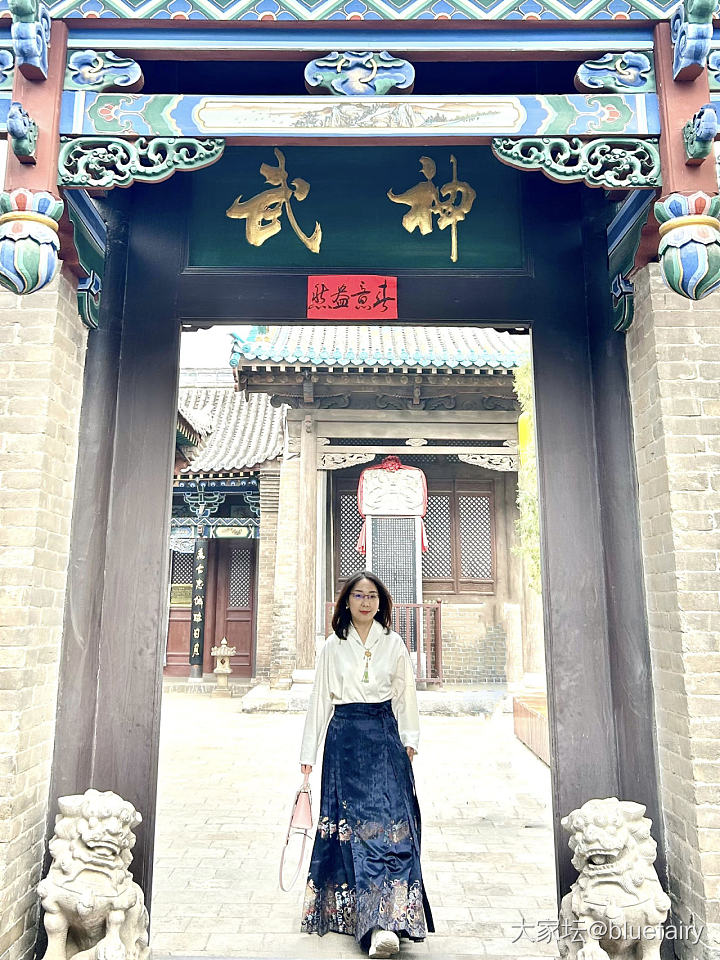 求小仙女们推荐马面裙~_穿搭