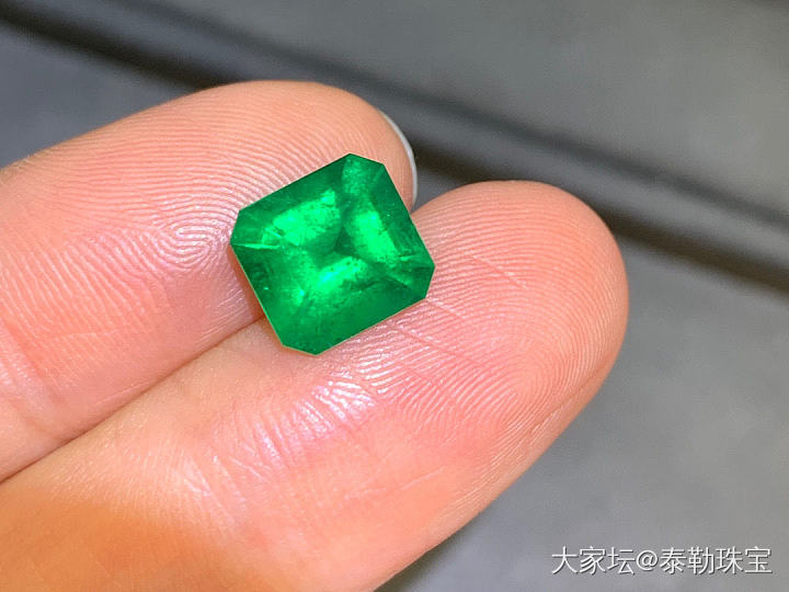 2.66ct 哥伦比亚muzo 极微油_祖母绿