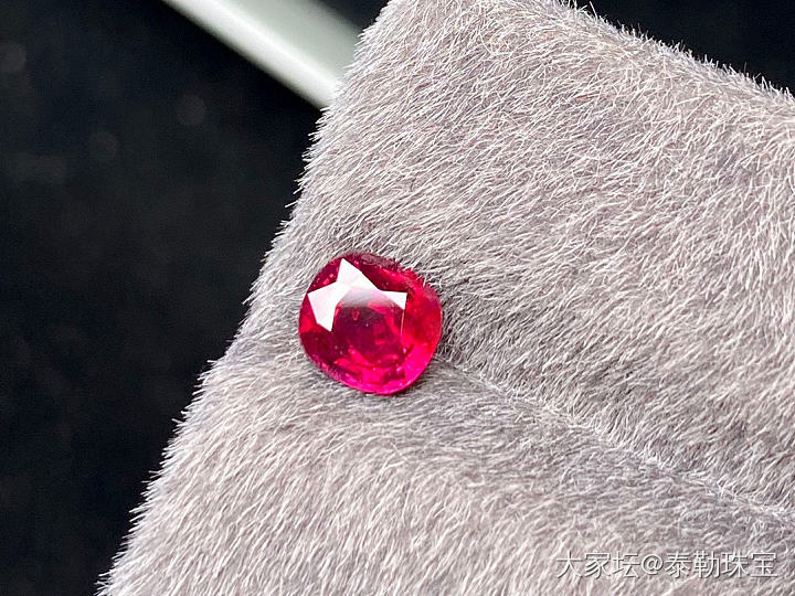 1.15ct 无烧缅甸鸽血红_红宝石