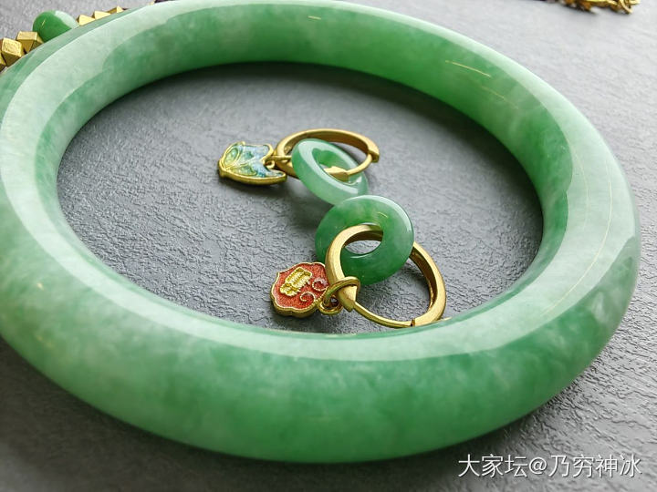 你是我的小呀小苹果_金翡翠