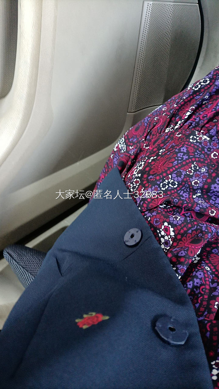 参加朋友的别野乔迁新居