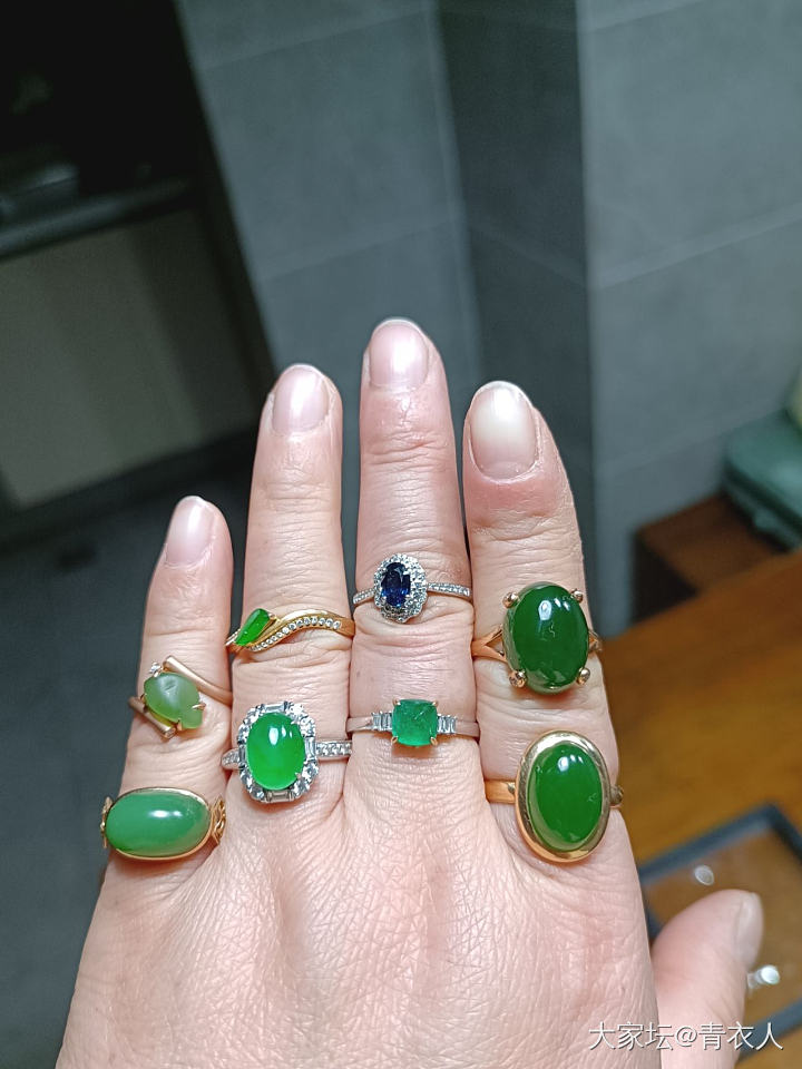 蓝绿色系不少_名贵宝石和田玉翡翠