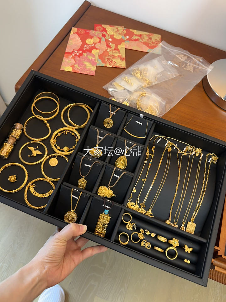 给宝贝们挪新窝_首饰盒和田玉金