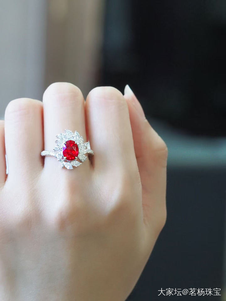 超漂亮的红宝石戒指💍～_红宝石