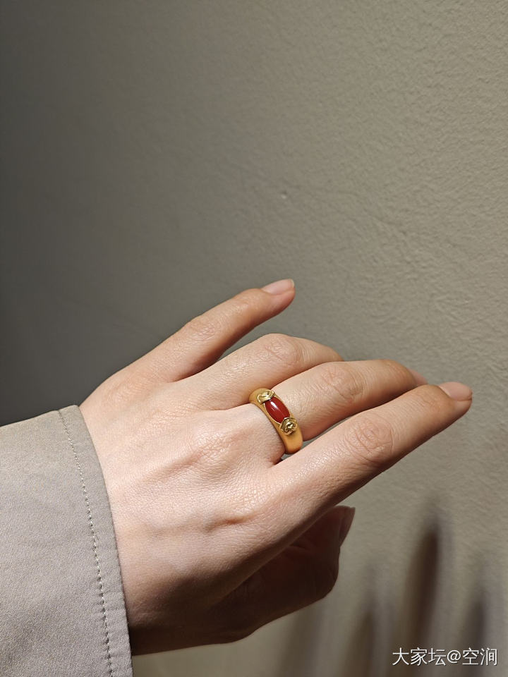 送给婆婆的新年礼物出货啦 婆媳同款珊瑚戒指_珊瑚戒指有机宝石金