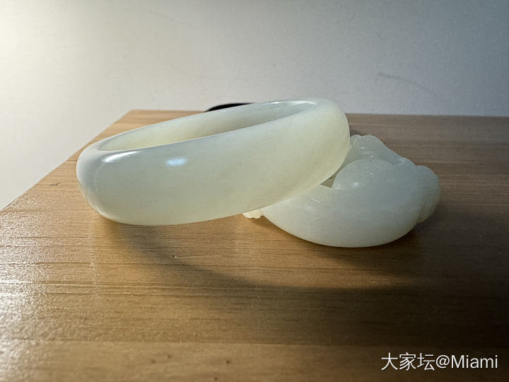 还在上班的打工人_和田玉