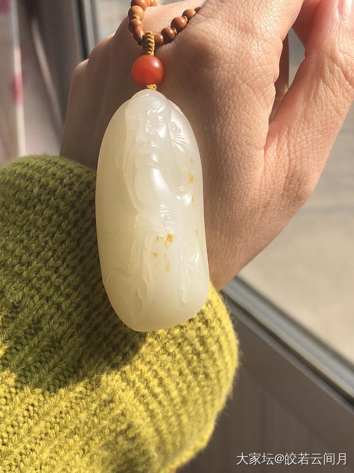 过年真无聊
玩玩戴的小玉玉