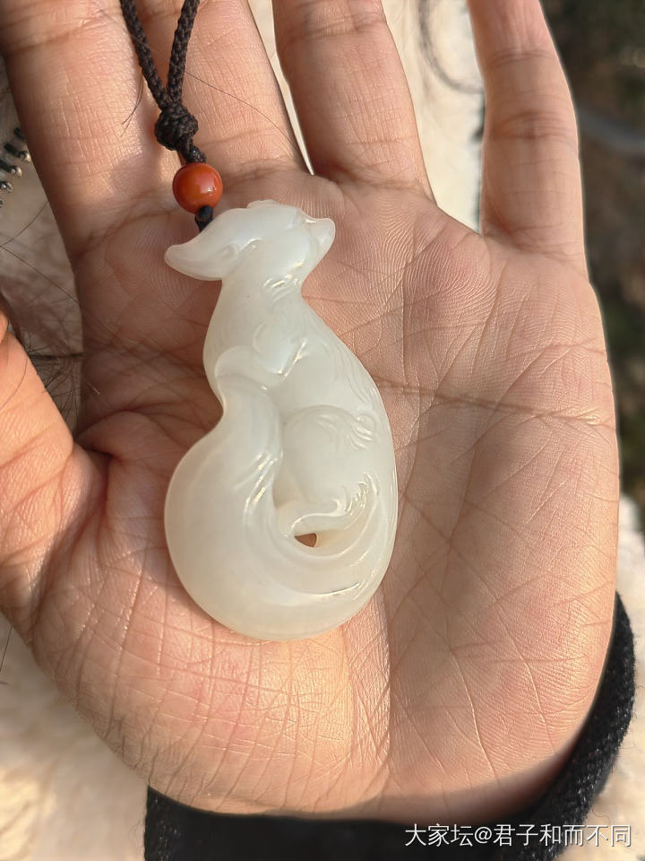 初三值班戴这些_珠串和田玉