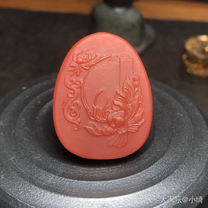 原矿南红——玫锦红弥勒佛牌_玉髓玛瑙