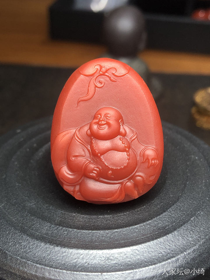 原矿南红——玫锦红弥勒佛牌_玉髓玛瑙