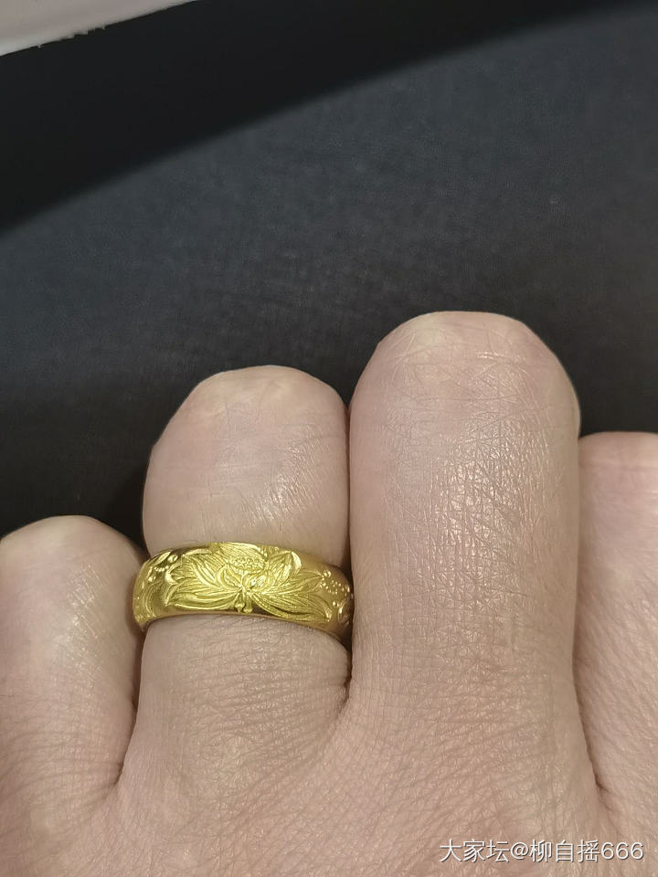 还是黄金最治愈_戒指金