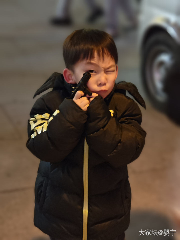 就不能拍个稳重的照片_育教亲子