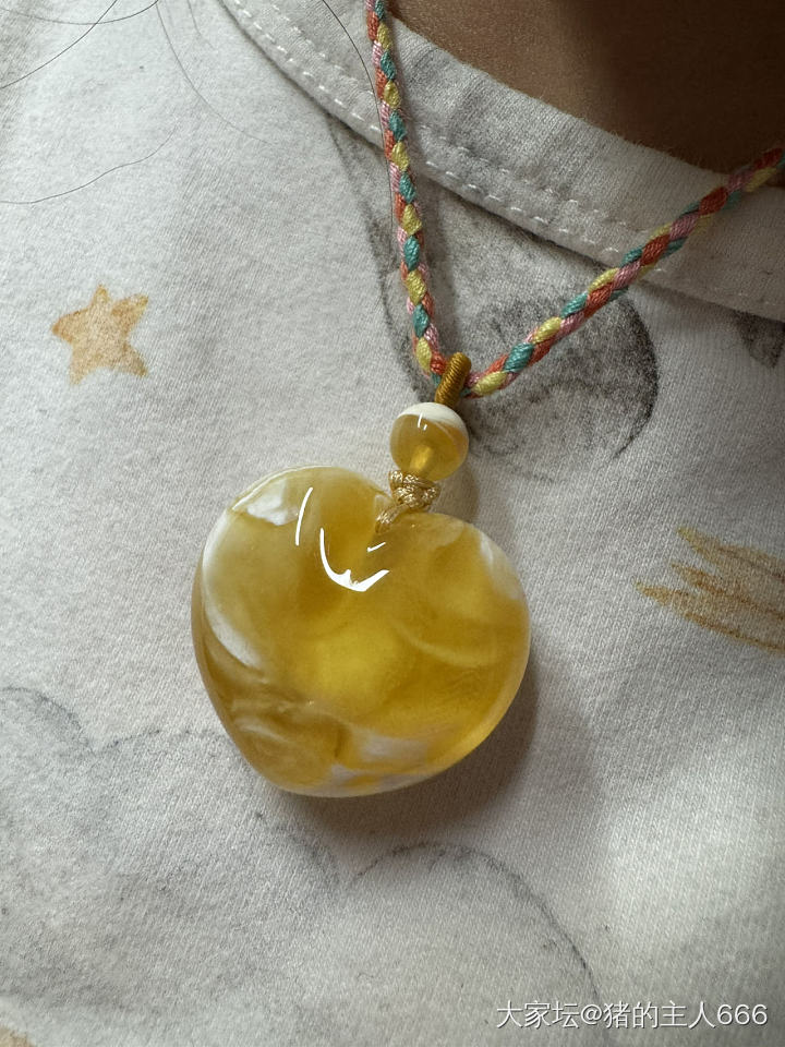 蜜蜡出坑了，留个念吧_琥珀蜜蜡