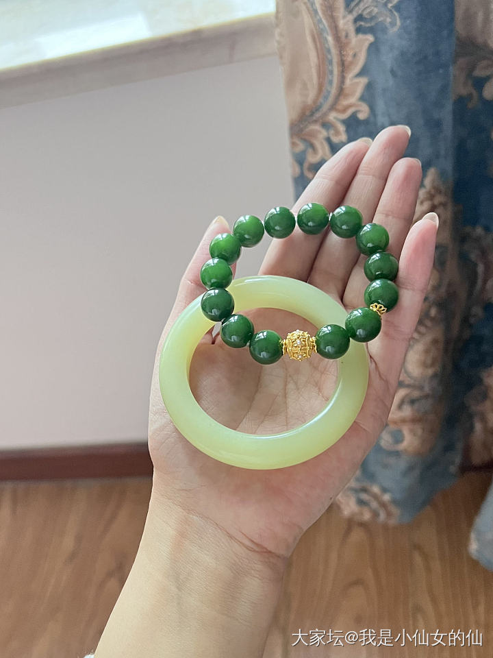 阴雨天的碧玉_玉石和田玉