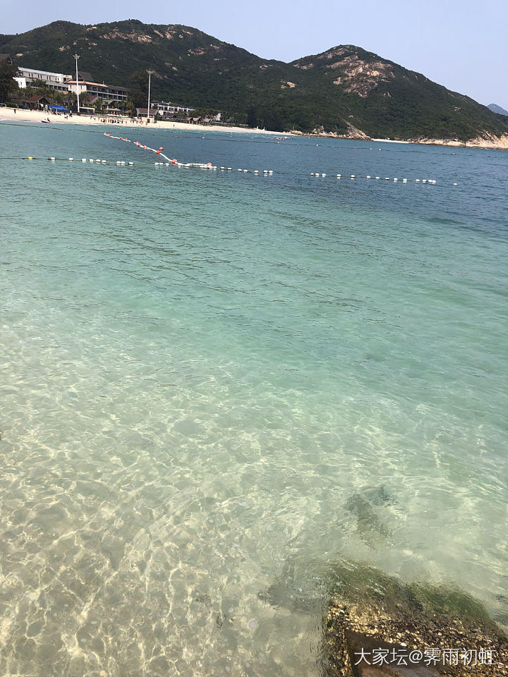 今天去汕尾的水晶南红珠宝批发市场溜弯_水晶