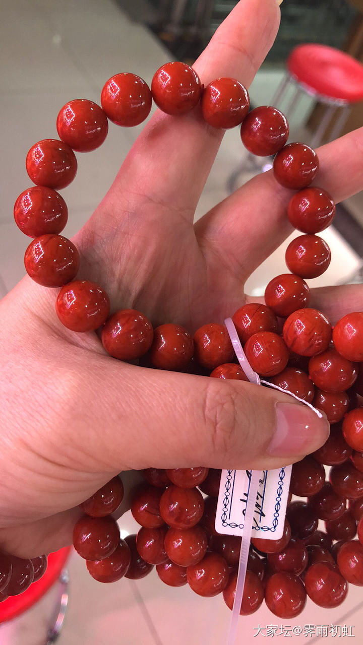 今天去汕尾的水晶南红珠宝批发市场溜弯_水晶