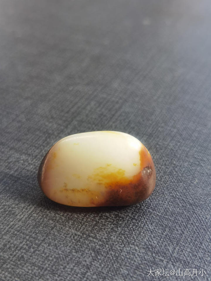 红皮白肉_和田玉
