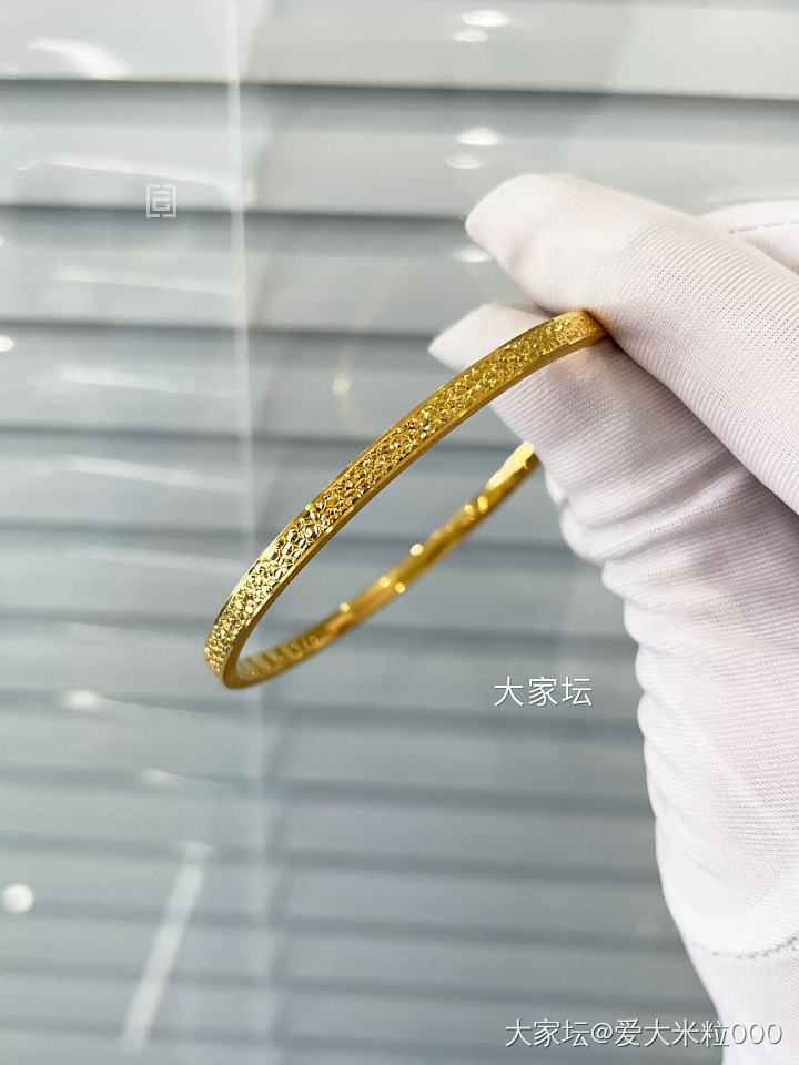 刘亦菲们，校长家这三款镯子哪个好看啊？