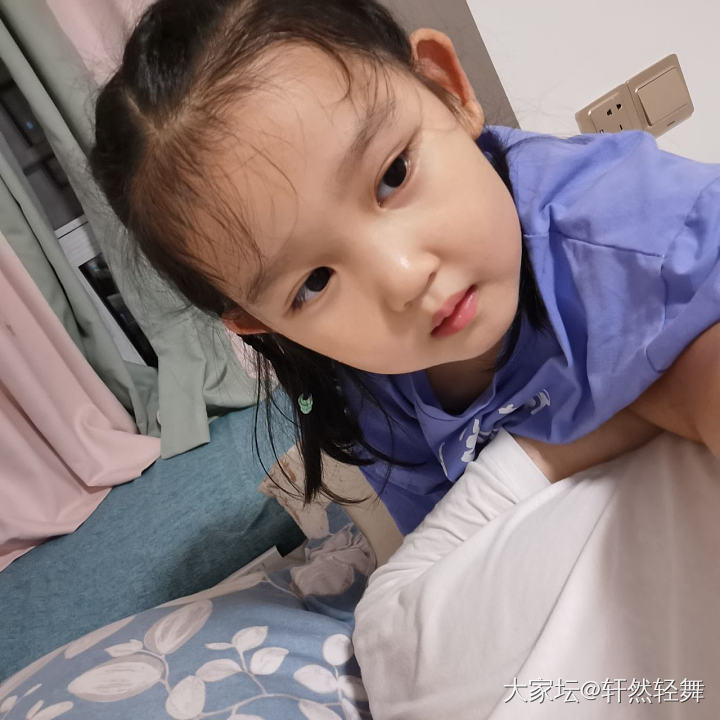 谁家有5岁以下的小宝贝晒一下好吗_幼儿