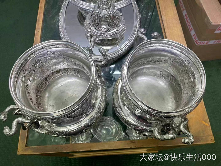 德国哈瑙制作冰桶一对。_银器