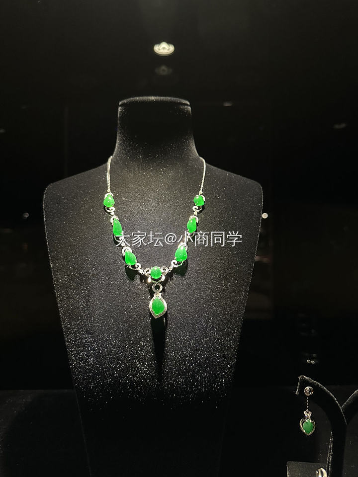 绿绿的宝贝_玉石翡翠