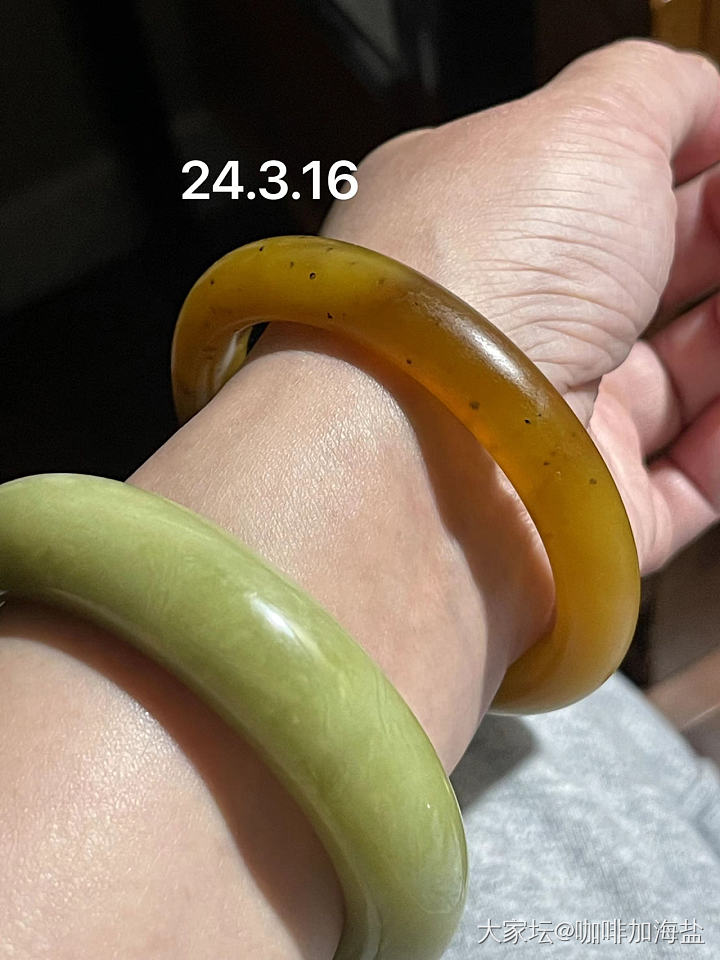 辽阳绿_手镯玉石