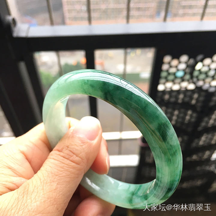 冰糯种绿色正圈57MM_翡翠