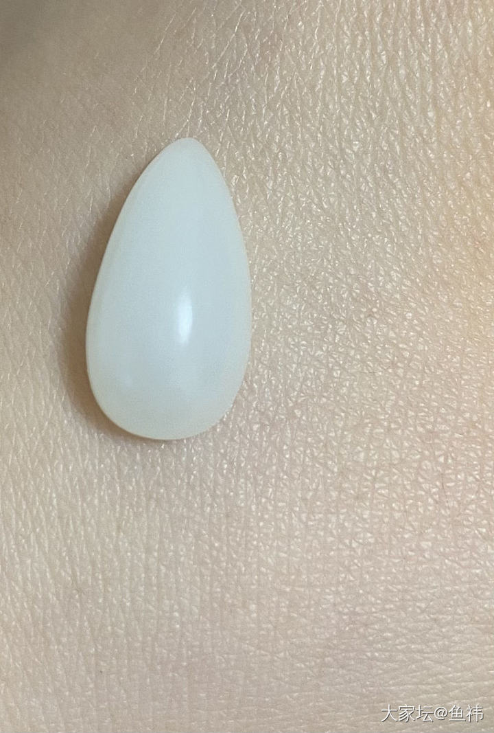 几年前金价300的时候没舍得镶嵌_和田玉