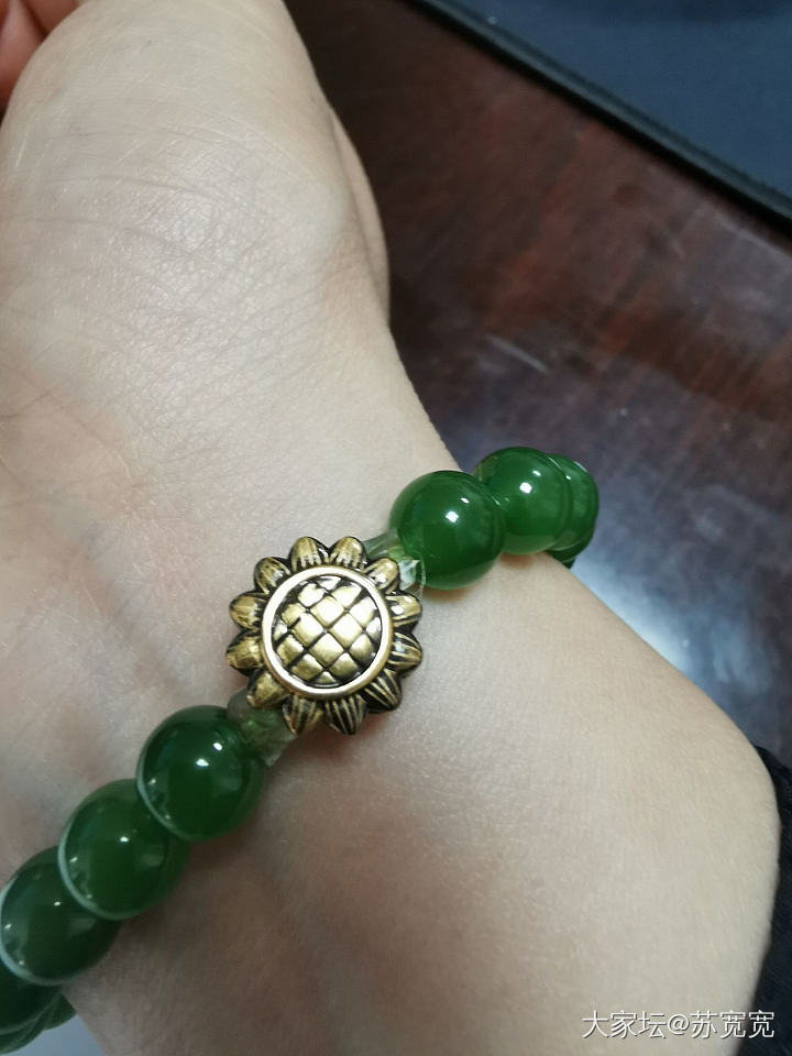 昨晚按耐不住金价的诱惑，拿出全新校长家钥匙准备530出，全新周大福印章准备540..._和田玉金