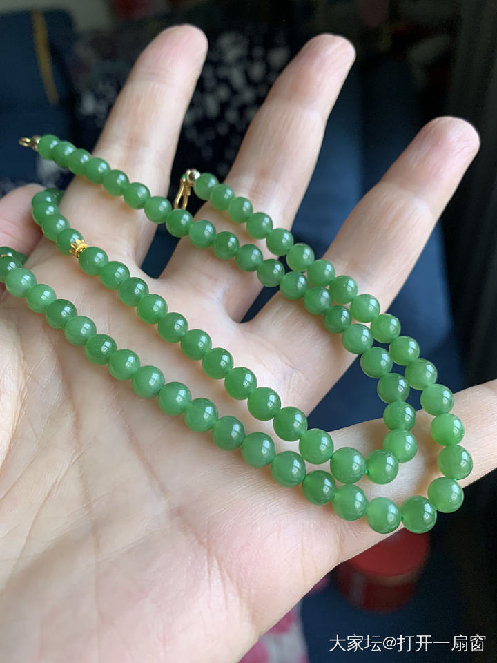 腕间一抹绿，爱不爱？_碧玉和田玉