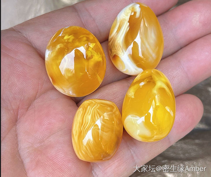 焦皮料精品吊坠_琥珀蜜蜡