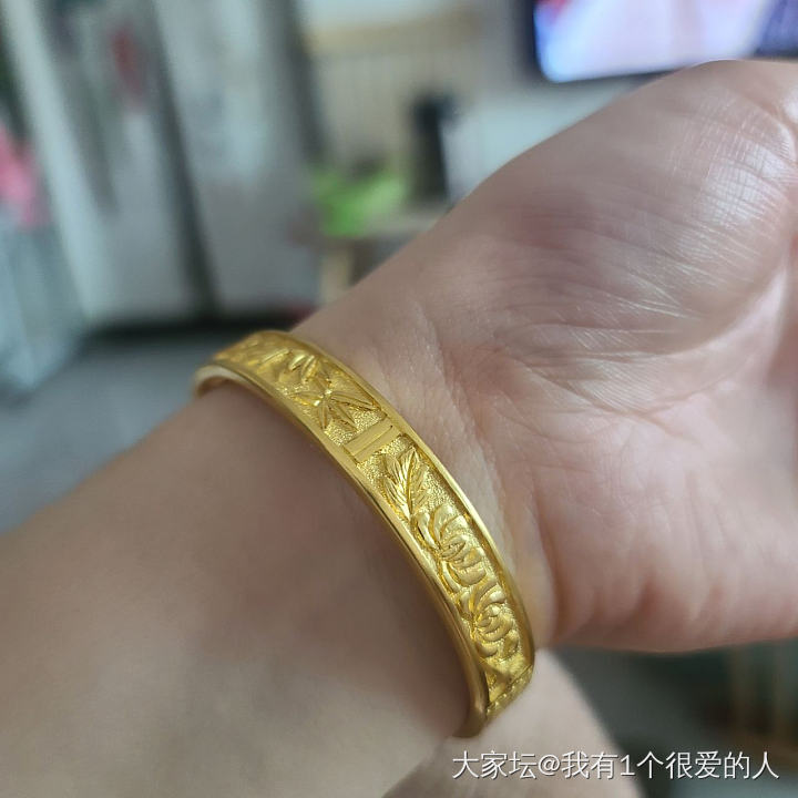来了来了，新鲜的_金