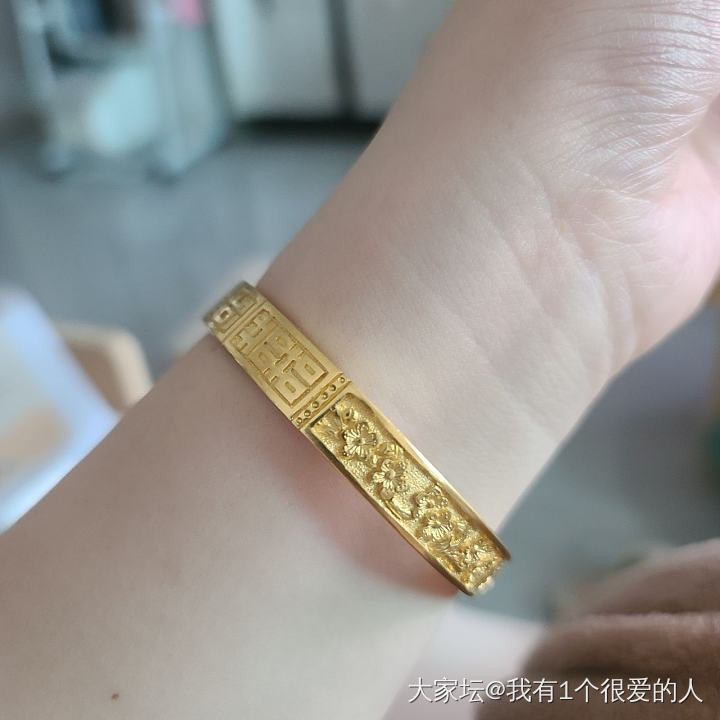 来了来了，新鲜的_金