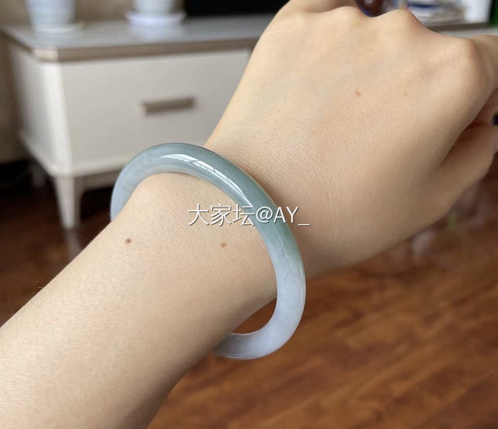 坛友们帮忙看看_翡翠