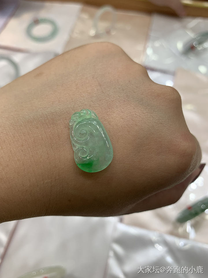 征求翡翠小如意的镶嵌款式_首饰翡翠