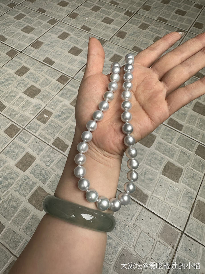 买回来就戴了一次的澳白项链_有机宝石