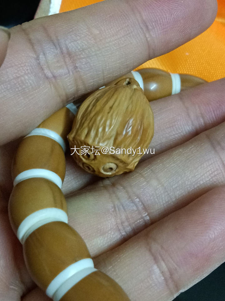 新玩具（橄榄核串儿）_文玩